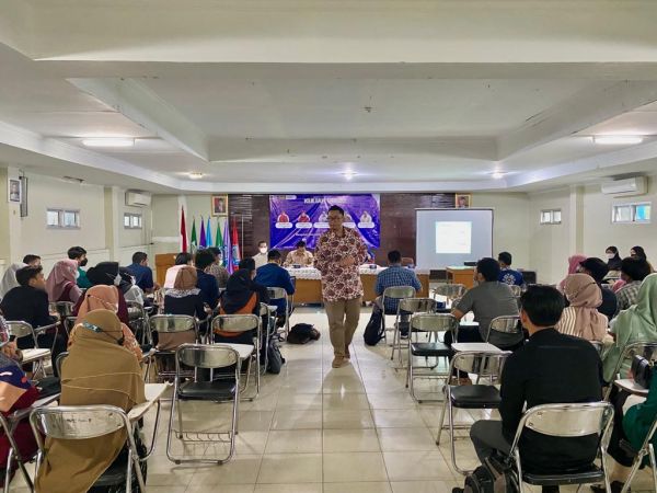 PBI UM Metro Gelar Kuliah Umum dengan Datangkan 5 Pemateri dari Berbagai Universitas di Indonesia